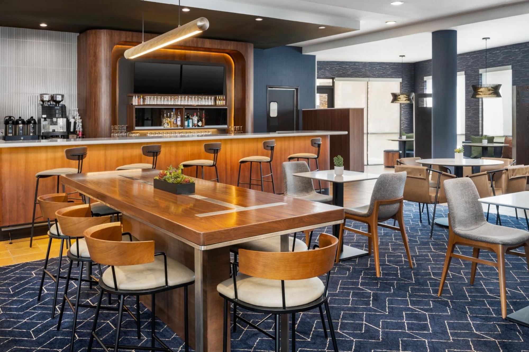 Courtyard By Marriott Auburn Ξενοδοχείο Εξωτερικό φωτογραφία